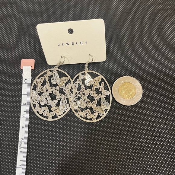 🛍️ 4 for $20 🛍️ Elegant Stainless Butterfly Earrings - Picture 3 of 5